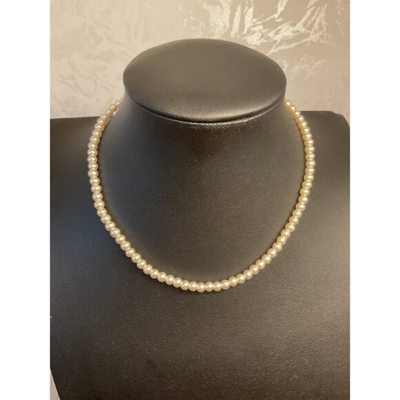 Vintage Faux Pearl Choker Necklace With Gold Spring Ring Clasp - Picture 1 of 4